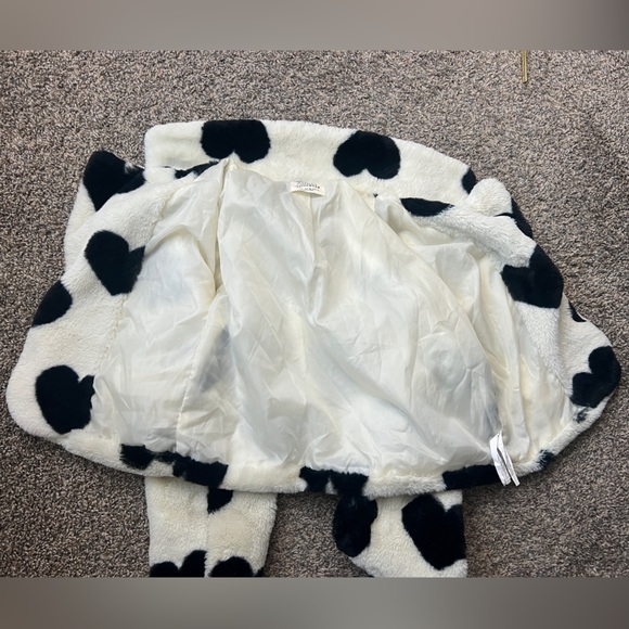 Ashley By 26 International Romantic Faux Fur Black and White Heart Teddy Jacket - Picture 5 of 8
